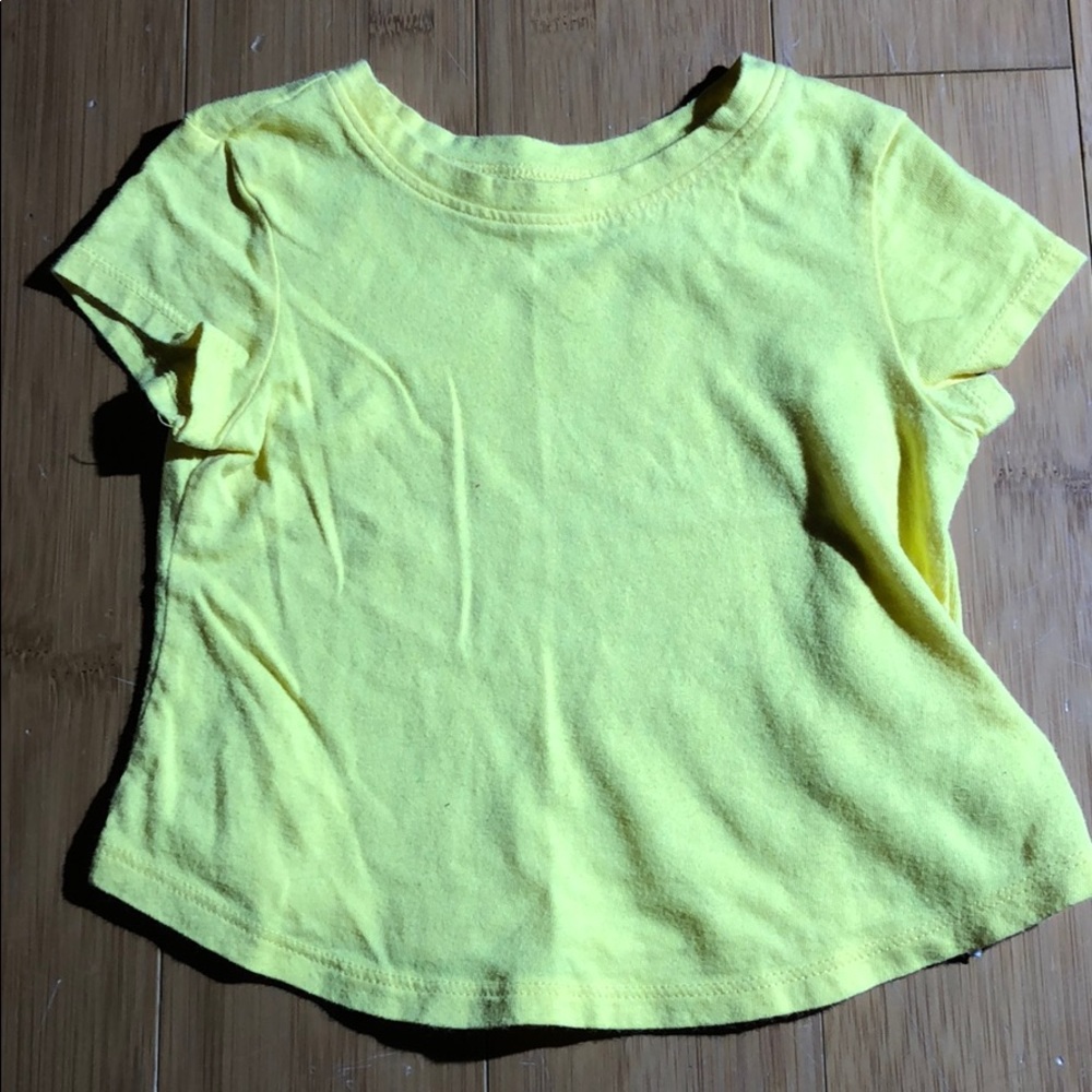 lot of 2 Old Navy crew neck T minnie yellow 12-18M - Picture 3 of 4